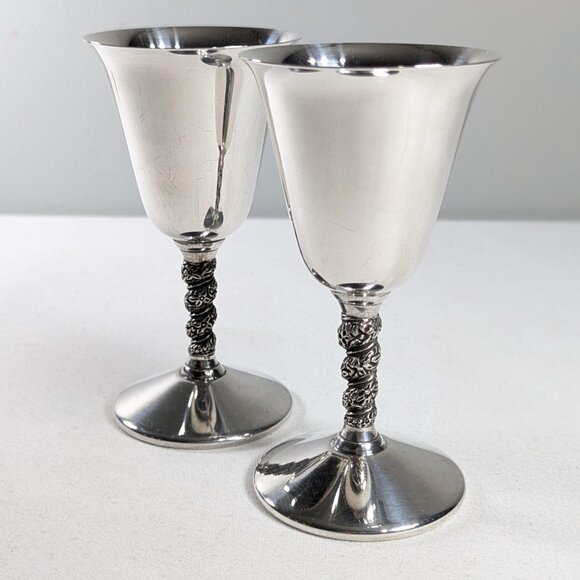 2 Vintage Primrose Plate Small Wine cups 2.5 oz, Silver Plated Stemmed Cordial - Picture 1 of 8